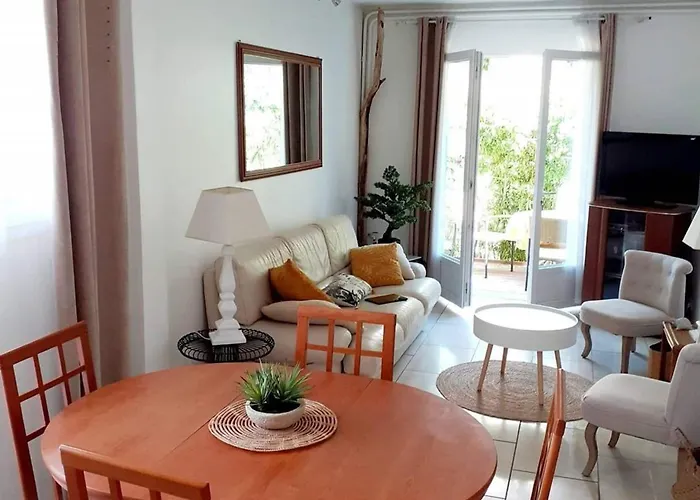 F2 Ensoleille Avec Terrasse Et Parking, Proche Des Thermes Et Centre-ville - Fr-1-703-178 Διαμέρισμα